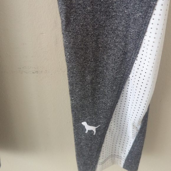 Victoria's secret pink yoga pants size small - Picture 2 of 4